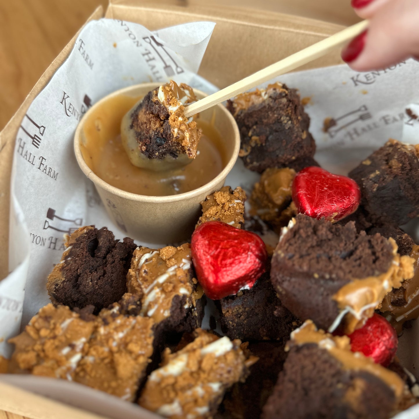 Valentine's Brownie Dipping Box